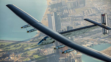 Solar Impulse เครื่องบินพลังงานแสงอาทิตย์ลำแรกที่บินครบรอบโลก